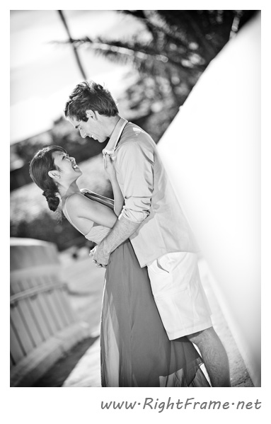 021_Engagement_oahu_Hawaii_Photographer_