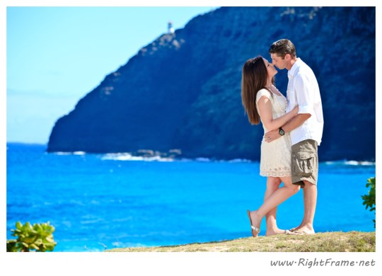 022_Engagement_oahu_Hawaii_Photographer_