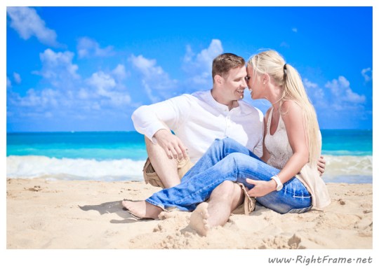 043_Engagement_oahu_Hawaii_Photographer_