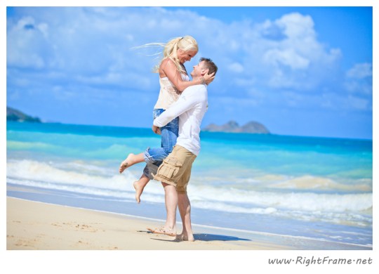 048_Engagement_oahu_Hawaii_Photographer_