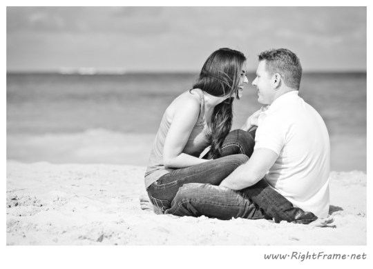053_Engagement_oahu_Hawaii_Photographer_