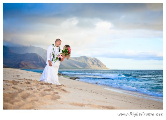056_wedding_oahu_Hawaii_Photographer_