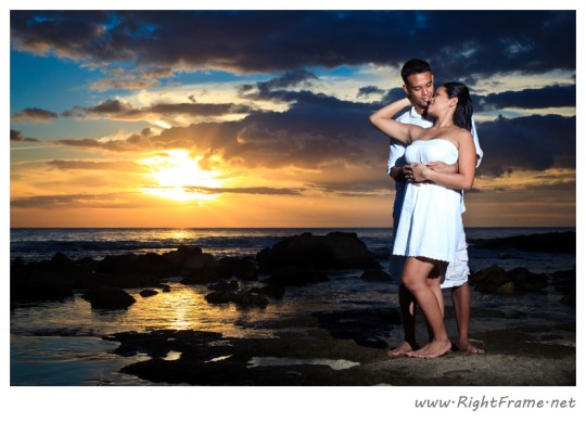 069_Engagement_oahu_Hawaii_Photographer_