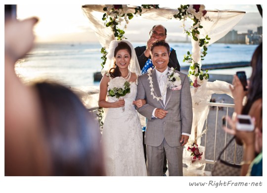 6 oahu wedding photographer New Otani restaurant