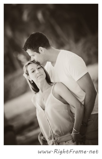 078_Engagement_oahu_Photography