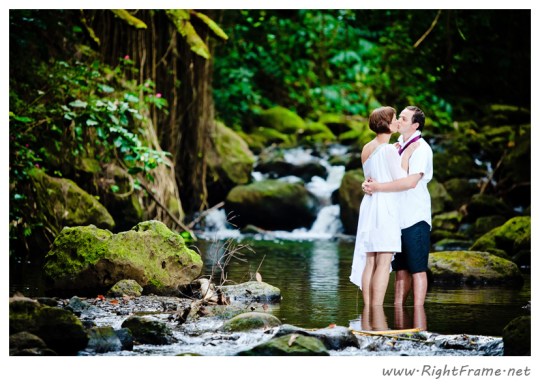 135_Oahu_Hawaii_Wedding_Photographer