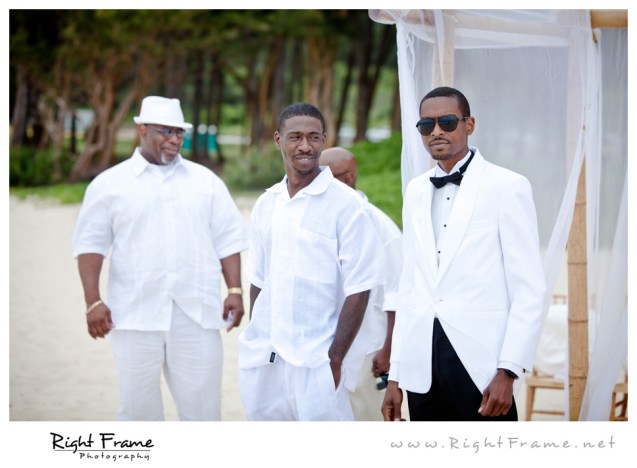 003_Oahu_Wedding_Photographer_Waimanalo_Beach