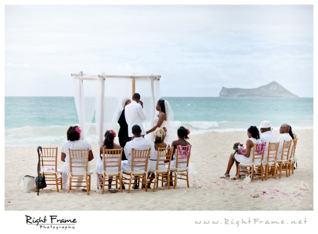 010_Oahu_Wedding_Photographer_Waimanalo_Beach