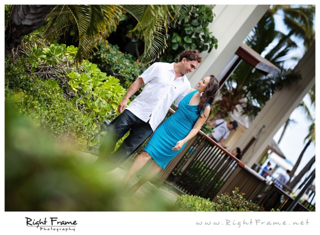 013_Oahu engagement photography kahala mandarin