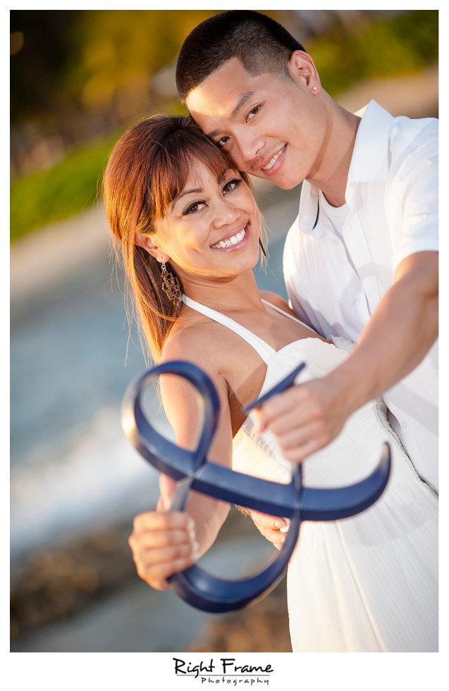 009_honolulu_engagement_photographers