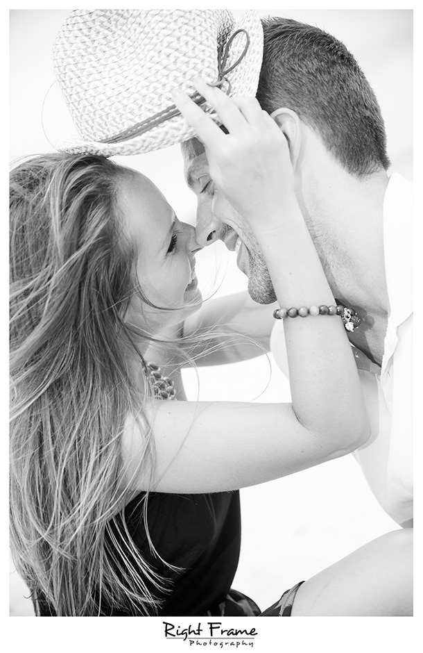 009_Couple_Photographer_in_Honolulu_Hawaii