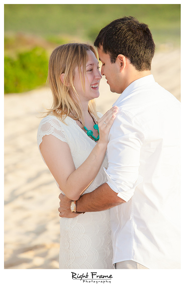 010_oahu engagement photographer