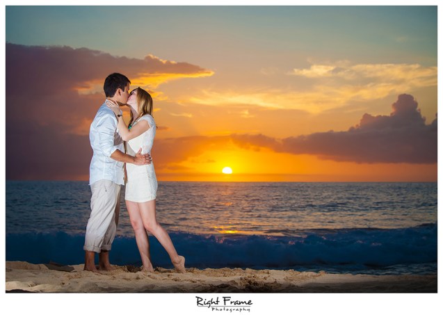 022_oahu engagement photographer