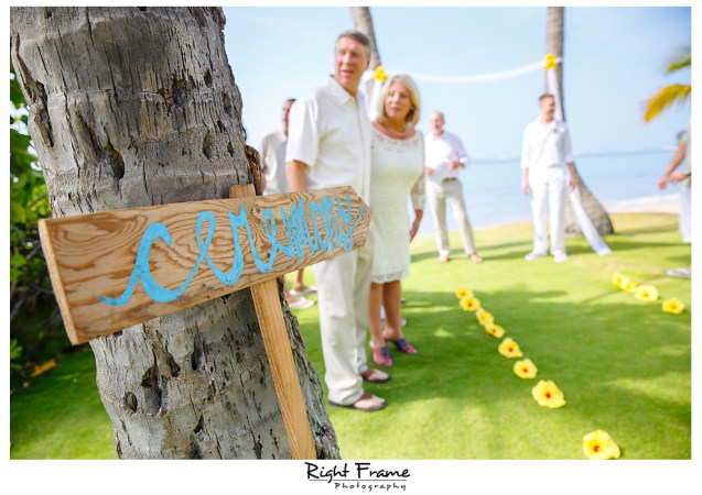 118_Hawaii Wedding Photographer Kahala Beach