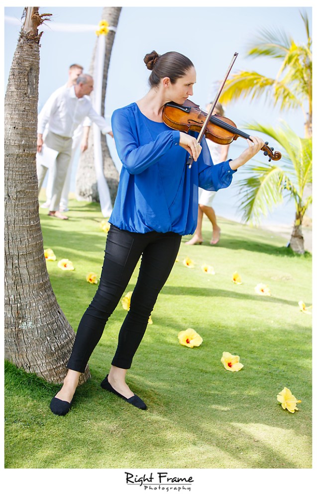 119_Hawaii Wedding Photographer Kahala Beach