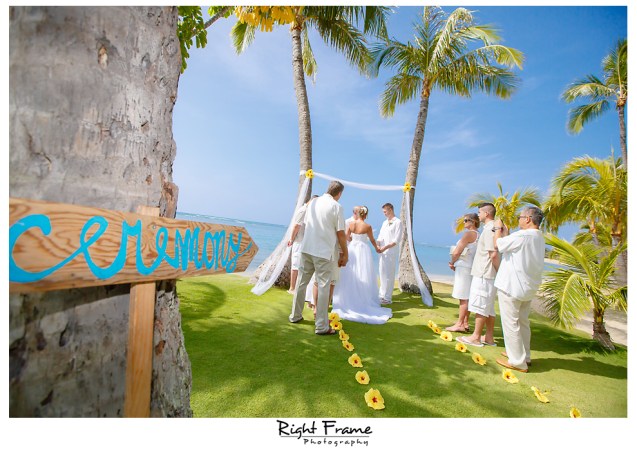 126_Hawaii Wedding Photographer Kahala Beach
