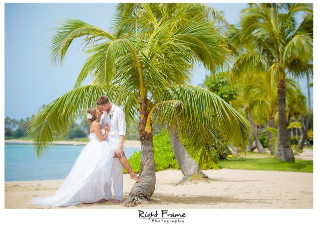 143_Hawaii Wedding Photographer Kahala Beach
