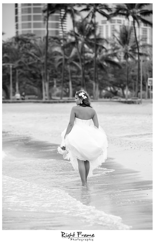 146_Hawaii Wedding Photographer Kahala Beach