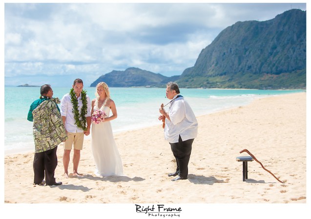 195_hawaii beach weddings oahu