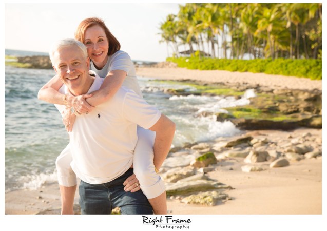 Sunset Family Portraits on Oahu Hawaii