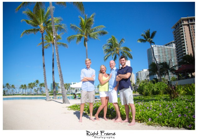 Waikiki Beach Family Photography