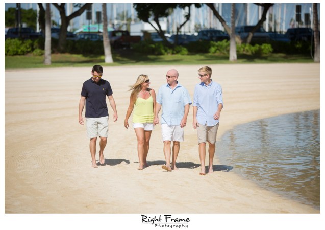 Waikiki Beach Family Photography