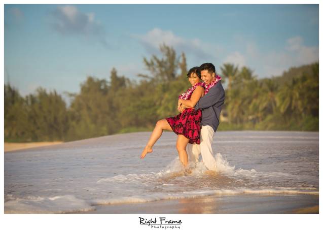 sunset engagement photographer near turtle beach resort oahu