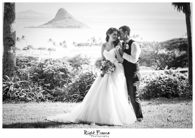 Oahu Hawaii Kualoa Ranch Wedding Paliku Gardens