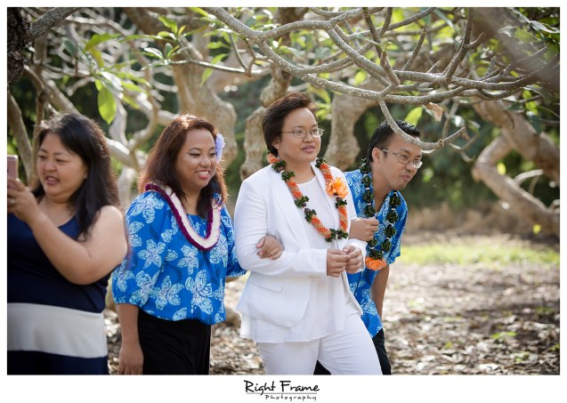 Koko Head Botanical Garden Wedding  The Willows Restaurant Reception