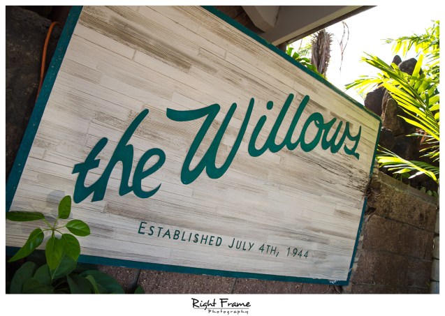 Koko Head Botanical Garden Wedding  The Willows Restaurant Reception