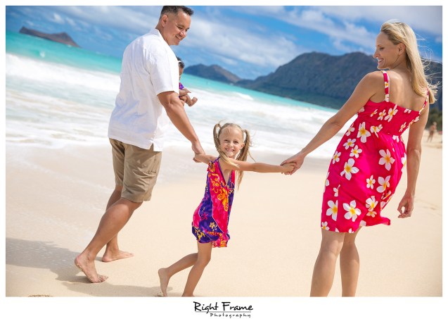 Hawaii Family Beach Photographer Waimanalo Beach