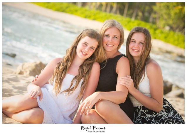 Sunset Family Pictures near Marriott Ko Olina Beach Club