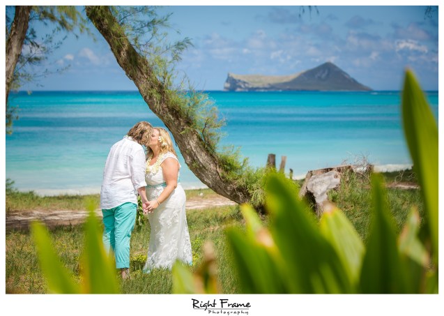 Oahu Beach Wedding at Hale Pohaku Waimanalo
