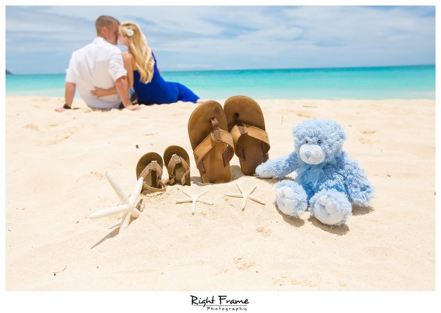 Pregnancy Announcement in Hawaii WAIMANALO BAY