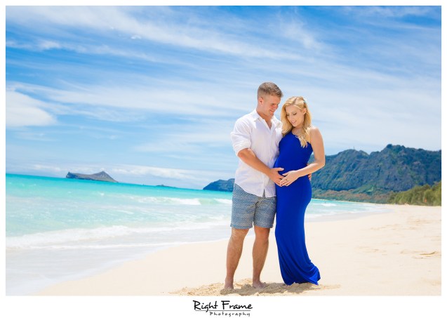 Pregnancy Announcement in Hawaii WAIMANALO BAY
