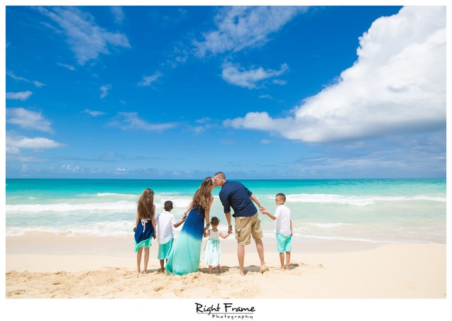 Hawaii Family Photos at the Beach