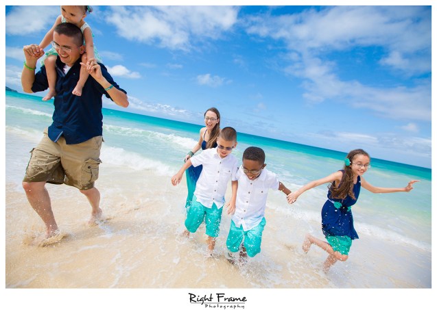 Hawaii Family Photos at the Beach