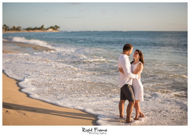 Romantic Hawaii Engagement Sunset Beach Photos