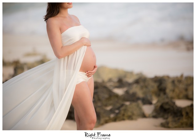 Hawaii Oahu Maternity Photographer 