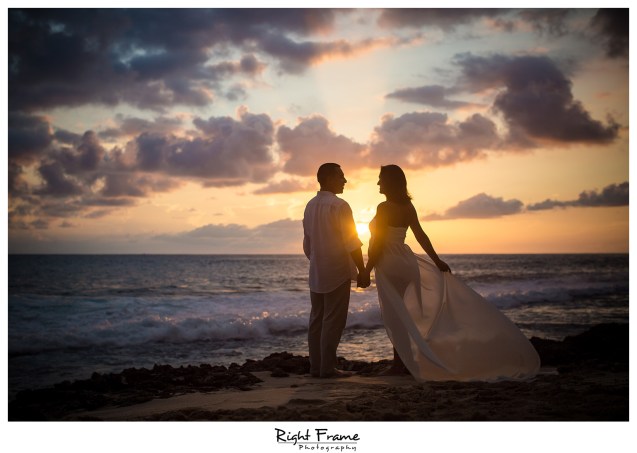 Hawaii Oahu Maternity Photographer 