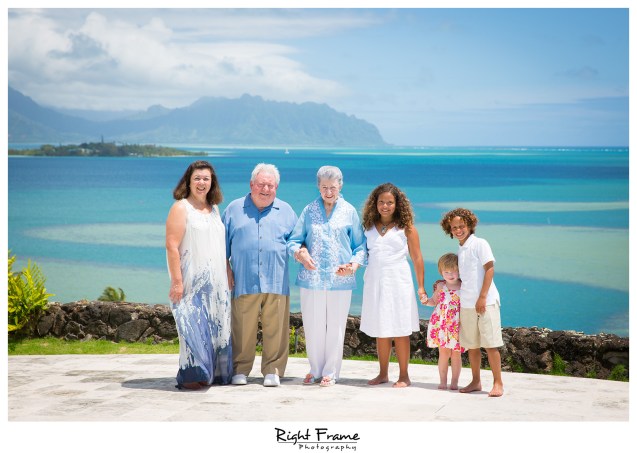 Family Portraits in Kailua Ocean View Estate