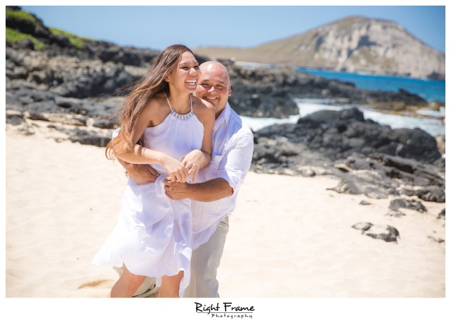 Oahu Engagement Photographer Makapuu Beach