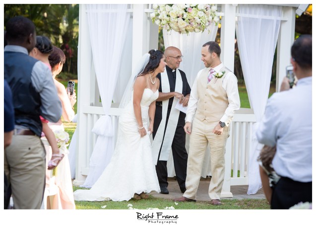 Wedding in Waikiki Hale Koa Hotel Maile Garden