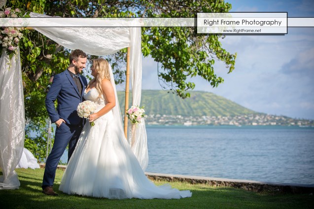 _Hawaii Wedding Kathy Ireland Weddings Beachfront Oasis