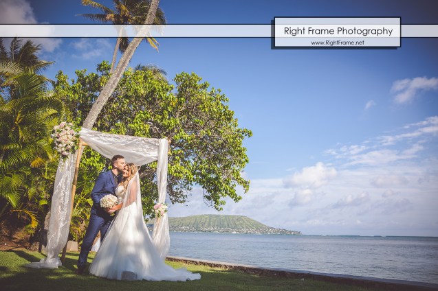 _Hawaii Wedding Kathy Ireland Weddings Beachfront Oasis