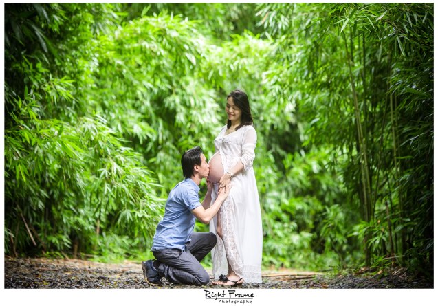Oahu Maternity Photography in Bamboo Forest