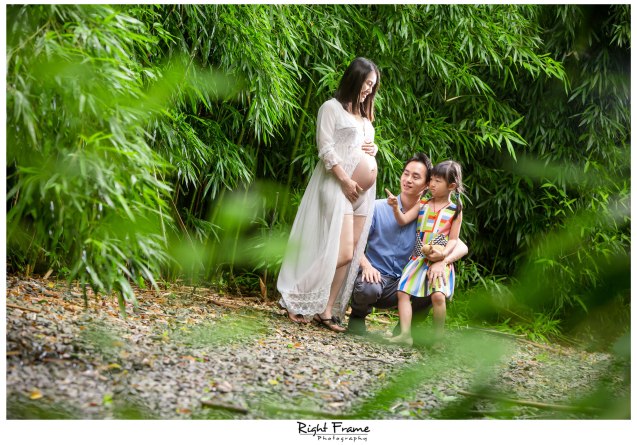 Oahu Maternity Photography in Bamboo Forest
