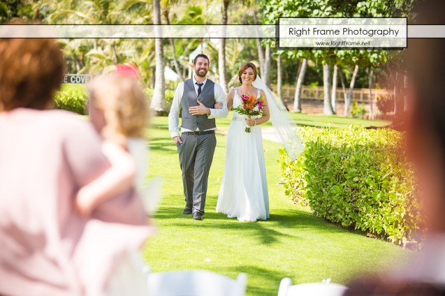 Hawaii Destination Wedding at Paradise Cove Oahu