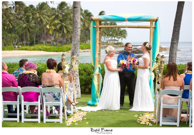 Destination Wedding Hawaii Paradise Cove Aulani Disney