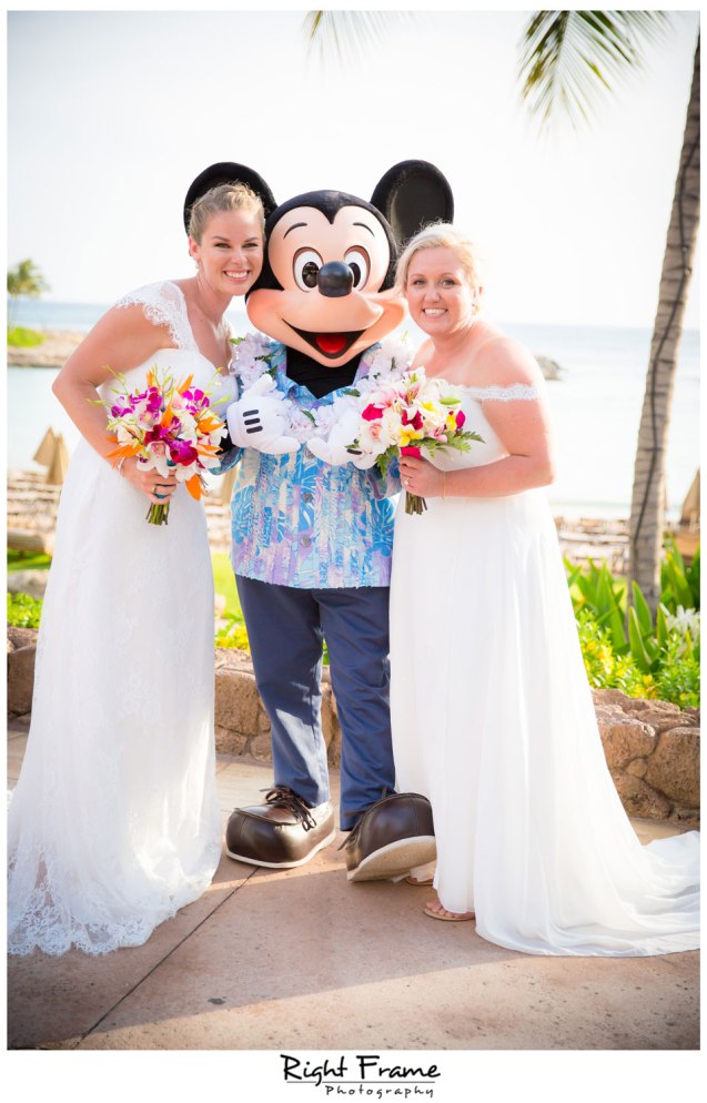 Destination Wedding Hawaii Paradise Cove Aulani Disney